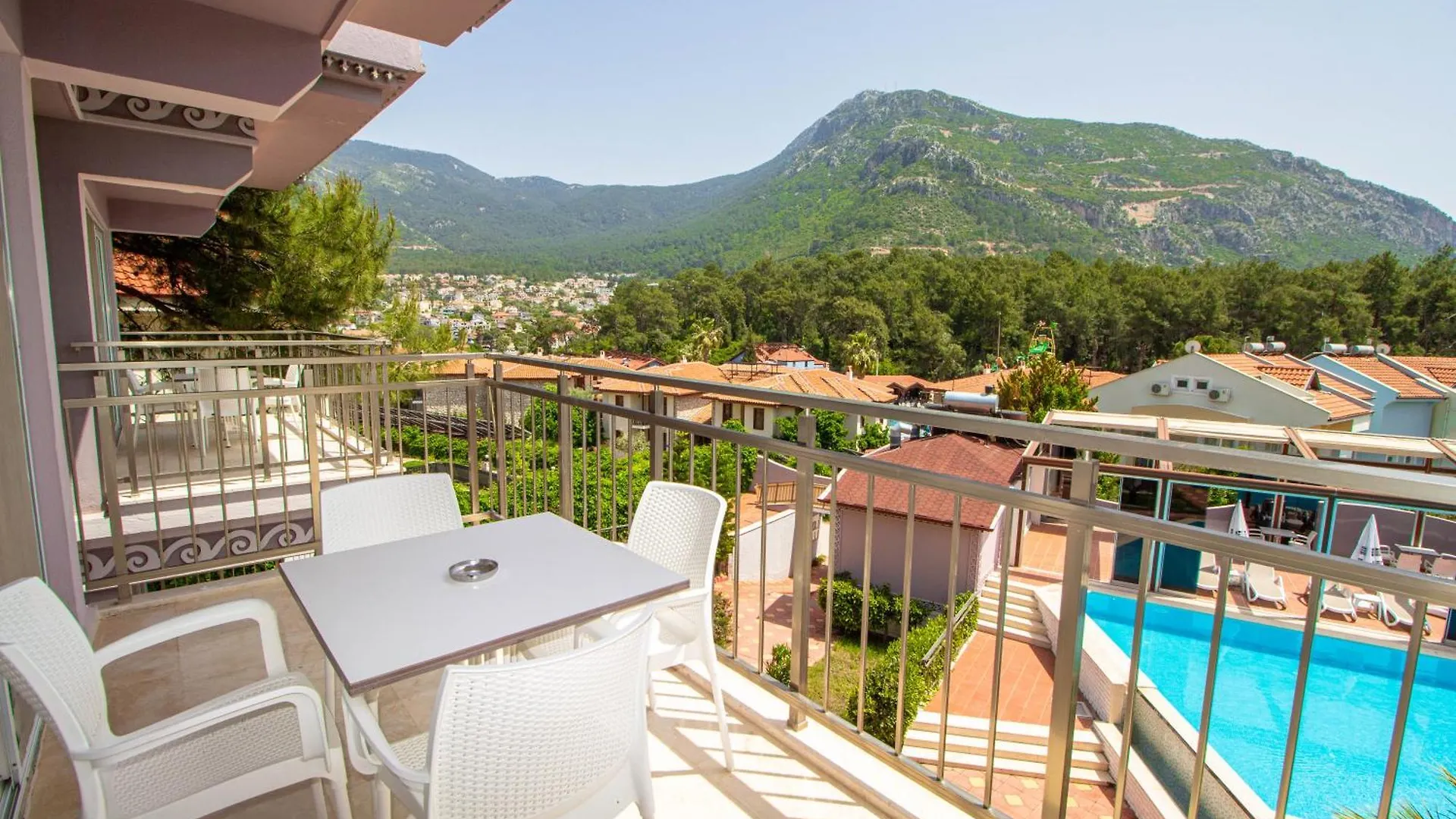 Zehra Hotel Oludeniz 2*,