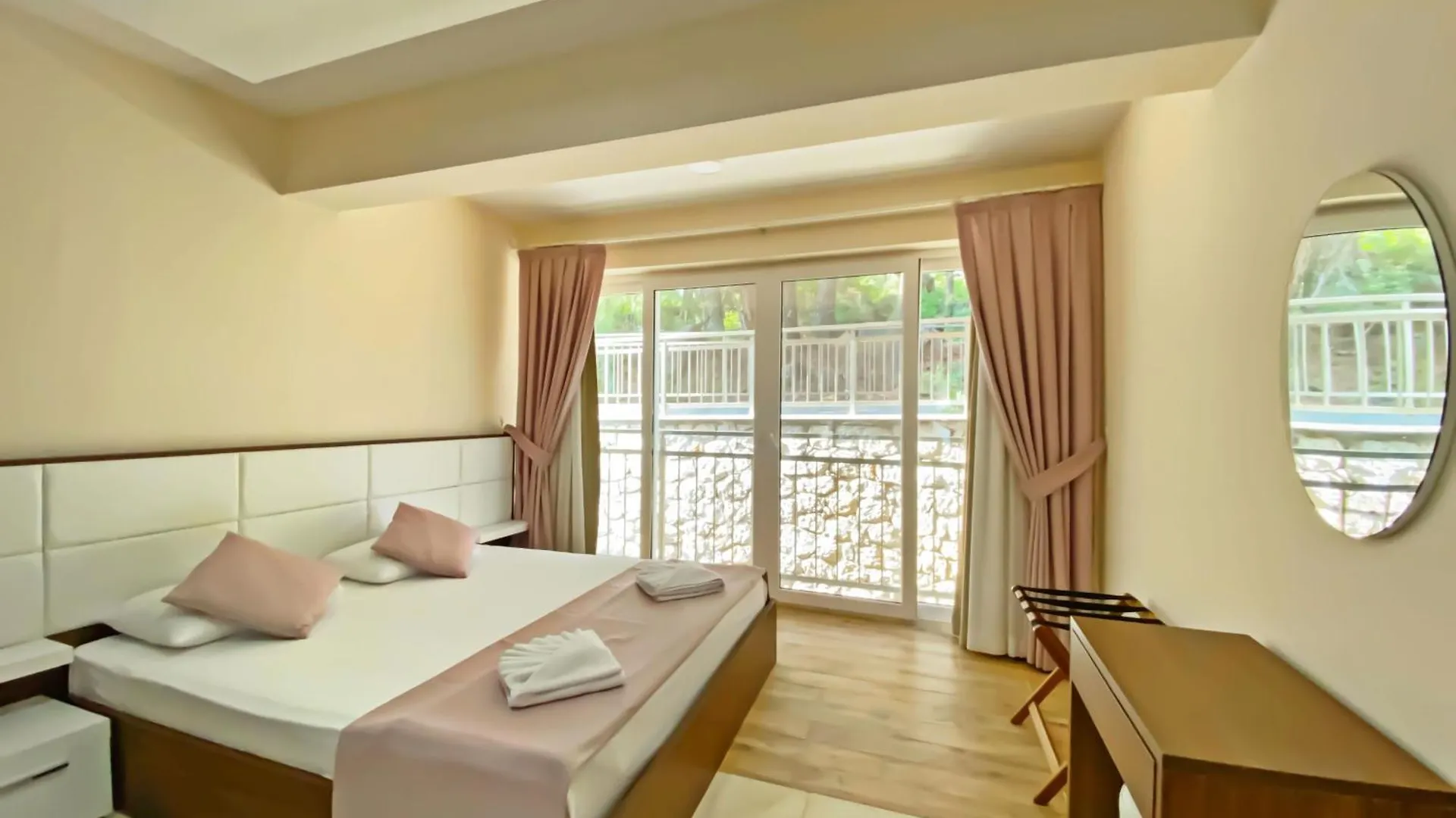 **  Zehra Hotel Ölüdeniz Türkiye