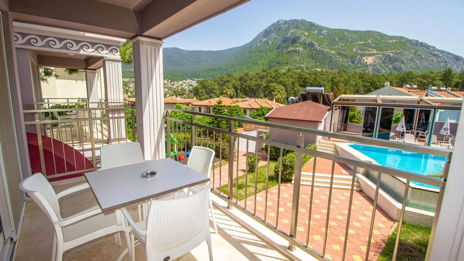 Zehra Hotel Ölüdeniz 2*,