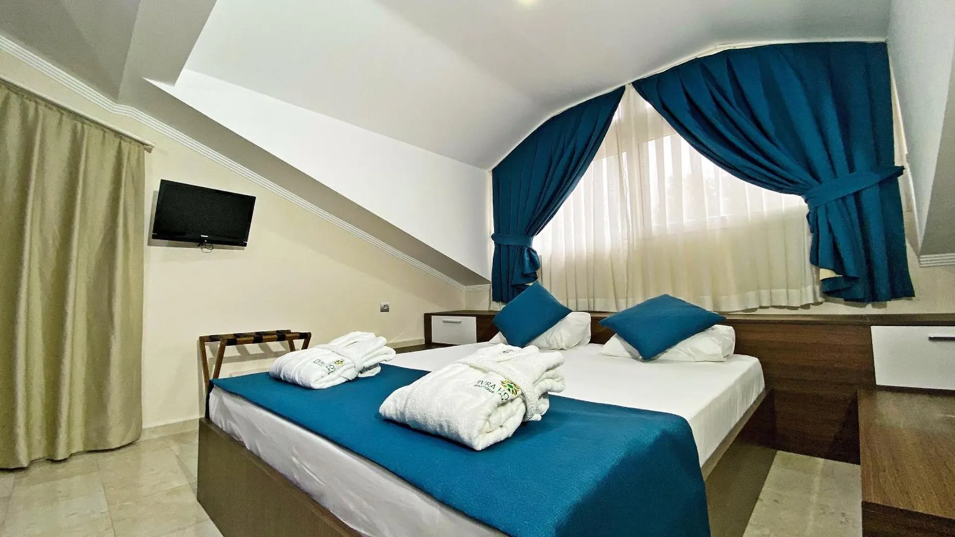 Zehra Hotel Ολουντενίζ 2*,  Τουρκία